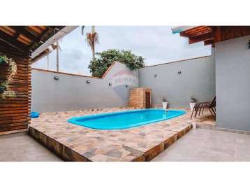 Casa à venda com piscina e área de festa - tapajós - indaial/sc