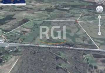 Excelente área plana com  86 hs, sao ao todo  860.000,00m² sendo 1100 de frente para br- 386 no km 423 . e frente para rua secundária, apenas 3km do polo petroquimico, 100m do posto de combustiveis  c