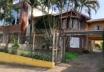 Para mais informações e visitas ao imóvel fale com nossos consultores tel. (51) 3024.9000 - whatsapp (51) 99552.7766&lt;br&gt;aluga e ou vende na joão berutti, excelente casa comercial, com 400m², 02 