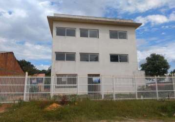 Prédio comercial no bairro planalto em viamão.&lt;br&gt;com 600 m² de área construída, ideal para grandes empresas ou escola, com 10 salas, refeitório, recepção e grande espaço de estacionamento.&lt;b