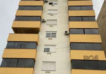 Apartamento 2 dormitórios, 2 sacadas amplas com vidro,  hall, sala de estar e jantar, cozinha, churrasqueira, lavanderia, porcelanato, gás central, elevador, 2 vagas de garagem. agende uma visita com 