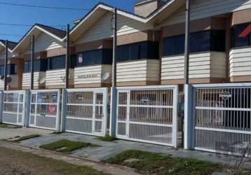 Excelente sobrado em tramandaí, próximo da plataforma, beira-mar.    &lt;br&gt;&lt;br&gt;são 2 dormitório(s), com 2 suites, 2 banheiros, sala, cozinha, área de serviço, 1 vaga de garagem,  churrasquei