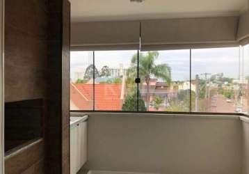 Excelente apartamento com dois dormitórios, sendo uma suíte. amplo living com sacada estendida com churrasqueira, cozinha, área de serviço/lavanderia, banheiro social e garagem para um carro.&lt;br&gt