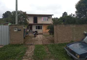 Sobrado no bairro jardim viamar em viamão.&lt;br&gt;sobrado com dois dormitórios, sala, cozinha ampla, banheiro e lavanderia revestido de cerâmica, uma vaga de garagem coberta, metragem do terreno de 