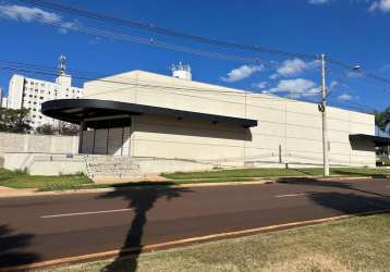 Galpão comercial no bairro jardim guaporé, 55 vagas,