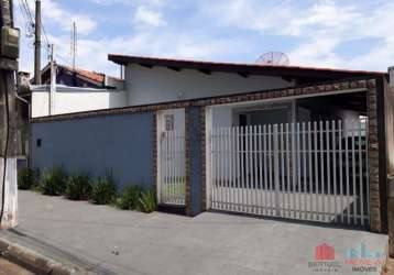 Casa à venda no bairro jardim três irmãos em vinhedo/sp.