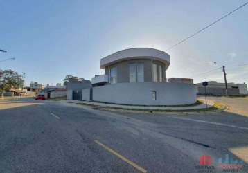 Casa a venda na cidade de vinhedo