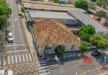 Casa à venda no centro de vinhedo - sp