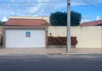 Casa no conj. beira mar i