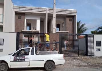 Venda de  sobrado em penha no centro. 95m2 privativos 800 metros do mar