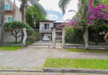 Casa com 3 quartos à venda na rua emílio de menezes, 1185, bom retiro, curitiba, 239 m2 por r$ 1.400.000