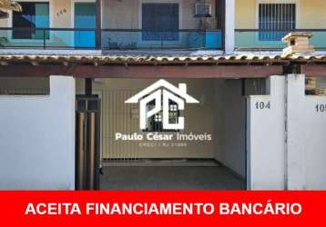 Casa com 2 quartos sendo 1 suíte, sala, cozinha , banheiro, área de serviço, garagem e varanda. próximo a orla, lagoa, praça e ao centro. aceita finan