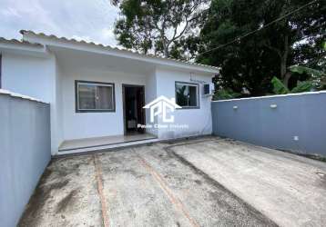 Casa para locação de 2 quartos no bairro viaduto em araruama-rj - 80,00 m², sala, banheiro e vaga de garagem!