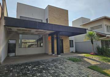 Casa a venda 3 suítes excelente quintal em condomínio em paulínia 408 m² de terr