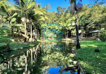 Sítio com cachoeira, lagoa e terreno de 18.000m² à venda em canelinha/sc