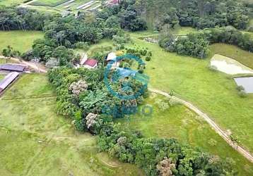 Fazenda com 06 lagoas e terreno de 256 hectares à venda em camboriú/sc