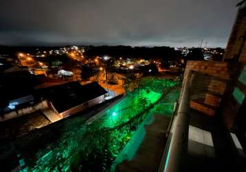 Excelente residência 5 vagas, face norte, em condomínio