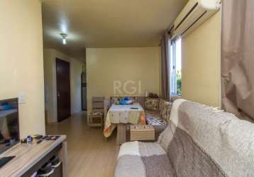 Excelente apartamento 1 dormitório, banheiro social, living 2 ambientes, cozinha. vaga de garagem rotativa. fica no imóvel, moveis da cozinha, quarto , mesa de canto alemão, split 12mil btus.  prédio 