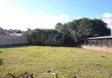 Terreno com 1.602,32m² de área total, sendo dois lotes com as metragens de: 23,00 (frente) x 53,50 (profundidade) x 12,90 (fundos) e o segundo com 12,00 (frente) x 53,50 (profundidade), terreno plano,