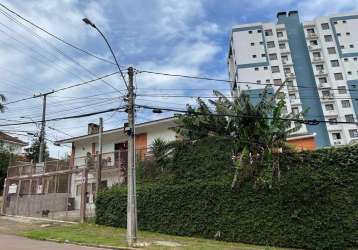 Ótima casa a venda , ampla, em excelente estado.&lt;br&gt;&lt;br&gt;casa com estar, jantar, cozinha americana,escritório, estar intimo, lavabo,4 dormitórios, 2 banheiros, salão de jogos, garagem para 