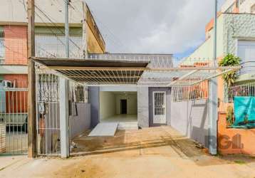 Loja com aproximadamente 80m², com banheiro. bem localizada no bairro menino deus, próximo a av ipiranga, shopping praia de belas e shopping joão pessoa.&lt;br&gt;agende já sua visita!&lt;br&gt;&lt;br