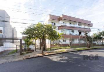 Excelente apartamento novo,  pronto para morar, com 2 dormitórios, sendo uma suíte, living  amplo e com sacada. todas as peças com sol da manhã. apartamento bem iluminado, cozinha integrada à sala, co