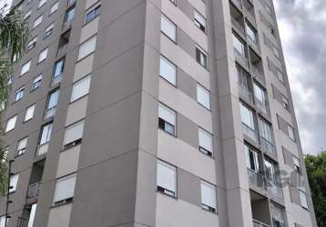 Ótimo apartamento no bairro teresópolis, no condomínio veríssimo, semi mobiliado, com linda vista, 72m² privativos, de 3 dormitórios e 1 vagas. possui living amplo para 2 ambientes com rebaixe em gess