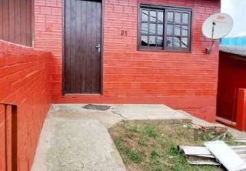 Casa 1 dormitório na zona sul!!!&lt;br&gt;&lt;br&gt;imóvel 28m² com sala e cozinha conjugada, 01 dormitório e banheiro.&lt;br&gt;recém reformada, ambiente aconchegante. bem ventilada e arejada.&lt;br&