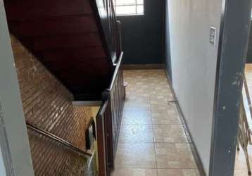 Casa sobrado à venda na mooca, são paulo-sp: 2 quartos, sala, 2 banheiros, 1 vaga na rua puris - 125m² por 570mil