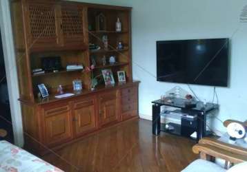 Casa de 264 m² a venda no ipiranga, com 3 dormitórios, 2 banheiros, cozinha planejada, lavanderia, área de serviço, despensa, 3 vagas de garagem