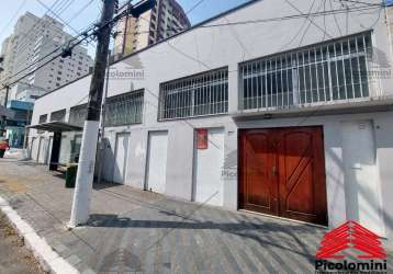 Salão comercial na mooca de 178m² com mezanino, recepção, 3 banheiros, salão principal com 3 ar-condicionado, depósito, excelente localização.