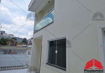 Casa em condominio, locação, 120 m², 03 quartos, 01 suite com sacada, sala 2 ambientes, cozinha com armarios, area de serviço, 03 vagas com depósito.