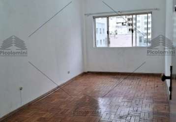 Studio na bela vista, 30 mts2 pertinho do metrô, com preço justo, 180 mil.