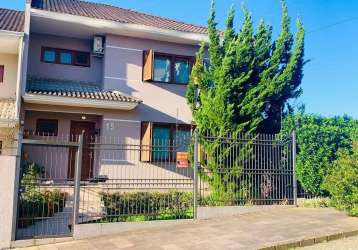 Casa com 3 quartos à venda na rua luiz antônio de vargas, 15, sagrada família, caxias do sul por r$ 1.500.000