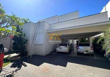 Sobrado alto padrão, com 3 suítes, 280 m² - 303 sul (arso 31) - palmas/to