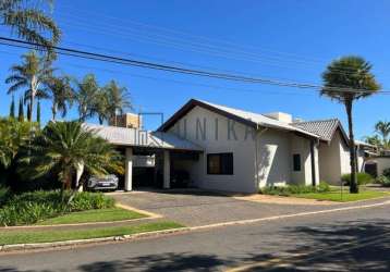 Casa em condomínio fechado com 3 quartos à venda na rua joão simões da fonseca, 2, loteamento residencial barão do café, campinas por r$ 2.780.000