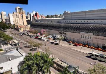 Apto 3 qtos andar alto de frente pro shopping muller