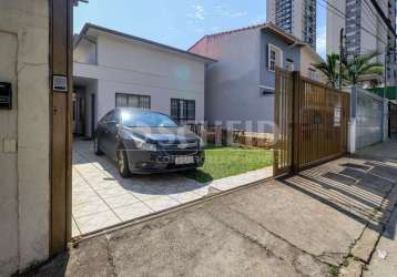 Casa comercial à venda com 243 m² em terreno de 400 m² com ótima localização na chácara sto. antônio