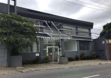 Excelente prédio comercial na zona oeste, com recepção grande e  mais 4 salas com wcs, jardim europ