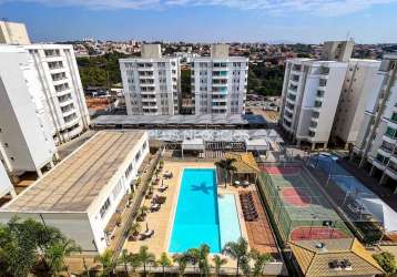 Apartamento no condominio nature clube, 3 dormitórios sendo 1 suíte, armários, vista para a ampla a