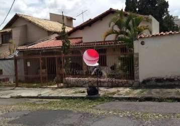 Casa com 3 quartos à venda na rua desembargador leão starling, 199, ouro preto, belo horizonte por r$ 1.730.000