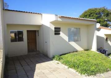 Excelente casa com 3 quartos sendo 1 suíte - colombo