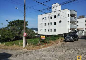 Terrenos residenciais em serraria