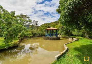 Sitio em ribeirão da ilha