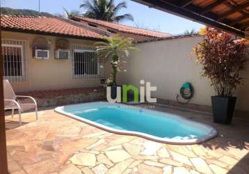 Casa com 2 dormitórios à venda, 100 m² por r$ 650.000 - itaipu - niterói/rj