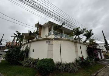 Casa em condomínio fechado com 4 quartos à venda na rua soldado benedito da silva, campo grande, rio de janeiro, 193 m2 por r$ 870.000