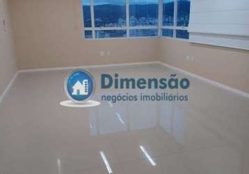 Sala comercial na agronômica