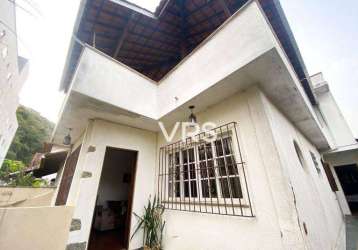 Casa com 4 dormitórios à venda, 116 m² por r$ 870.000,00 - várzea - teresópolis/rj