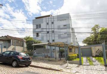 Apartamento garden no bairro partenon&lt;br&gt;&lt;br&gt;apartamento térreo com amplo jardim privativo, dois quartos, um banheiro, cozinha, dois ambientes de estar, pátio com churrasqueira, área de se