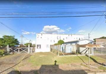 Apartamento de 2 dormitórios, sala, cozinha, banheiro. ficam algumas mobílias: móveis banheiro, box de vidro ,cozinha e máquina de lavar e ar condicionado no quarto de casal. &lt;br&gt;sol da manhã . 